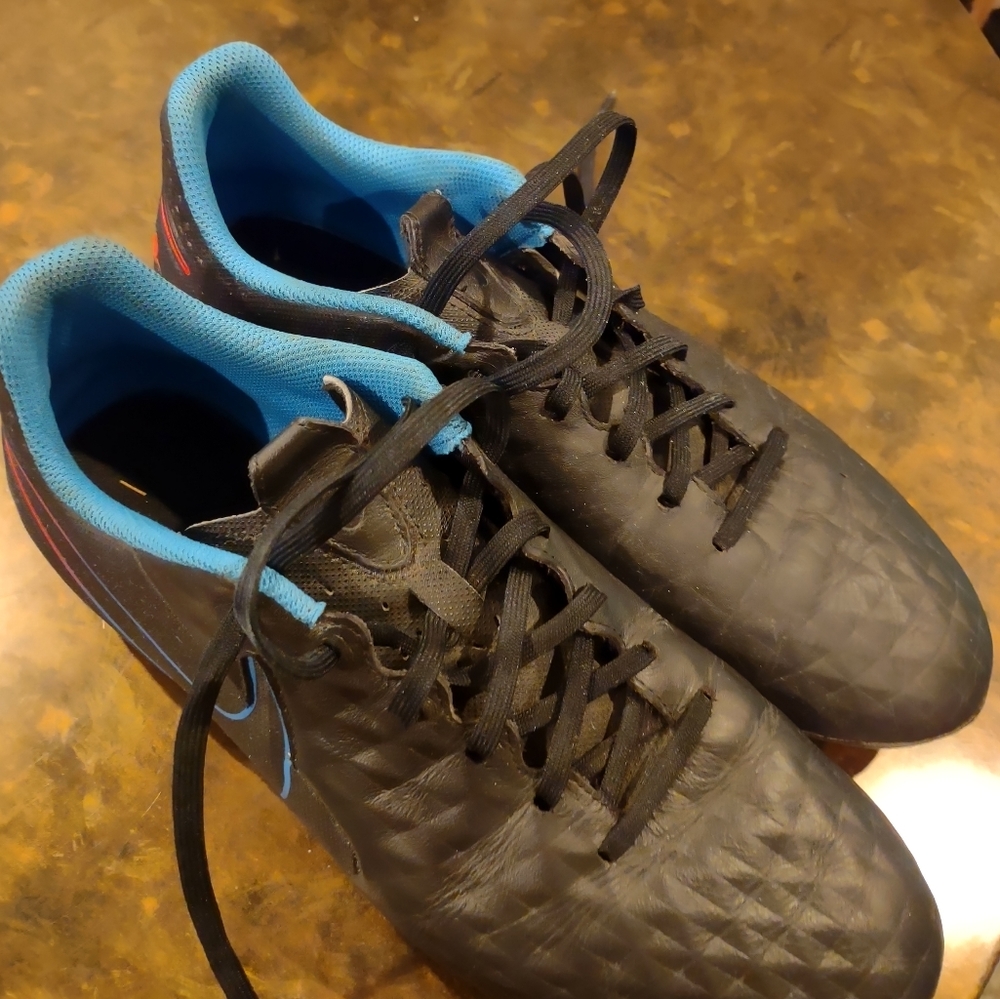 Nike tiempo Legend 8 Academy